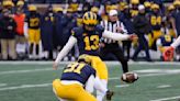 No. 3 Michigan beats Illinois 19-17 after Corum hurts knee