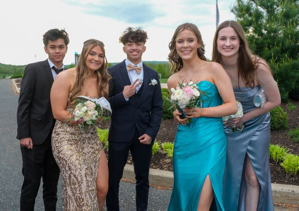 Allentown Central Catholic High School Prom | PHOTOS