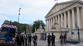 Parlamentswahl - Ausschreitungen bei Demos nach Wahl in Frankreich