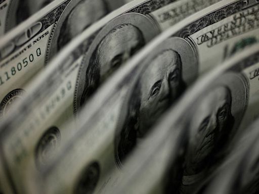 Dólar continúa con su desplome tras dato inflacionario en EEUU - La Tercera