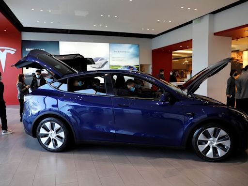 Tesla cars for first time on Chinese government purchase list