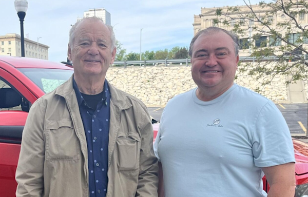 Bill Murray makes lasting impression while in Omaha for Berkshire Hathaway meeting