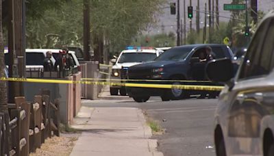 2 men shot in east Phoenix neighborhood