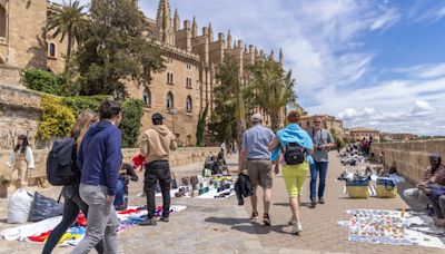 Baleares hará después del verano una macroencuesta para conocer qué opinan los residentes del turismo