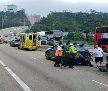 屯門公路往荃灣連續兩車禍 涉5車共4人受傷