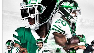 New York Jets Unveil New Uniforms - Tracker