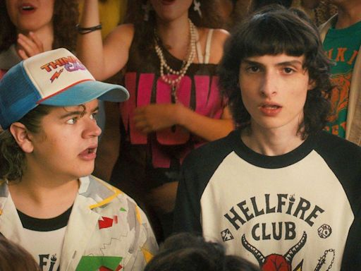 Stranger Things: Finn Wolfhard y Gaten Matarazzo, fotografiados cogidos de la mano mientras buscan casa en Nueva York