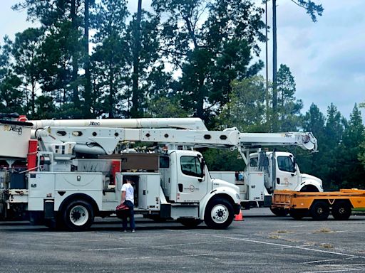 Bye Francine. Tropical storm downgraded to depression leaves thousands without power in MS