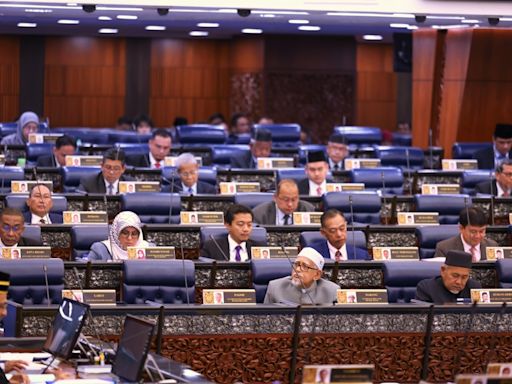 Opposition MPs walk out of Dewan Rakyat in protest over motion against Bersatu’s Wan Saiful