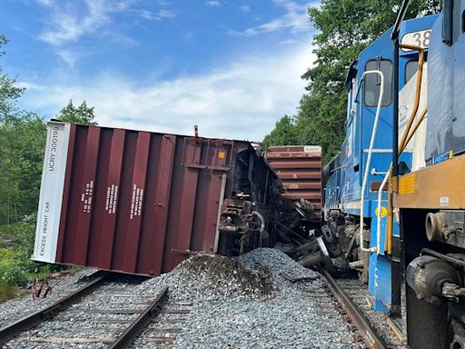 Train derailment causes fuel leak in Mattawamkeag area