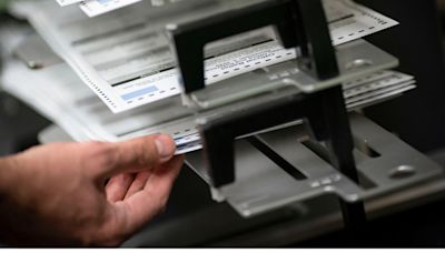 Judge allows disabled voters in Wisconsin to electronically vote from home | World News - The Indian Express