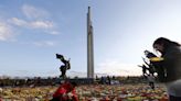 Letonia completa la retirada de monumentos soviéticos en el Día de la Independencia
