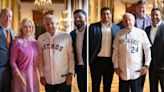 Así fue la reunión de AMLO con jugadores y directivos de los Astros y Rockies | FOTOS