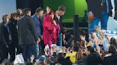 “Cristina presidenta”: un operativo clamor que dominó el acto de Ensenada, donde irrumpió la noticia de la renuncia de Martín Guzmán