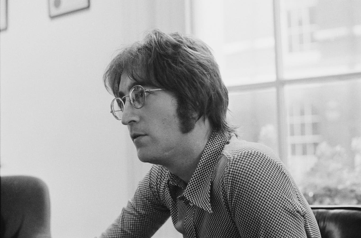 John Lennon’s Solo Album Returns To The Charts For The First Time In 30 Years