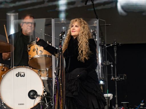 Fleetwood Mac's Stevie Nicks 'rushed to hospital by butler' at Scottish castle