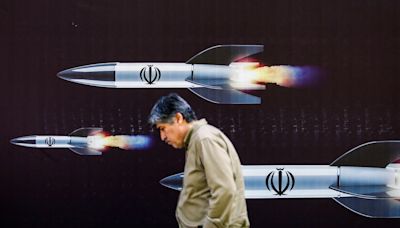 How many nuclear weapons do Israel and Iran have amid fears of wider conflict