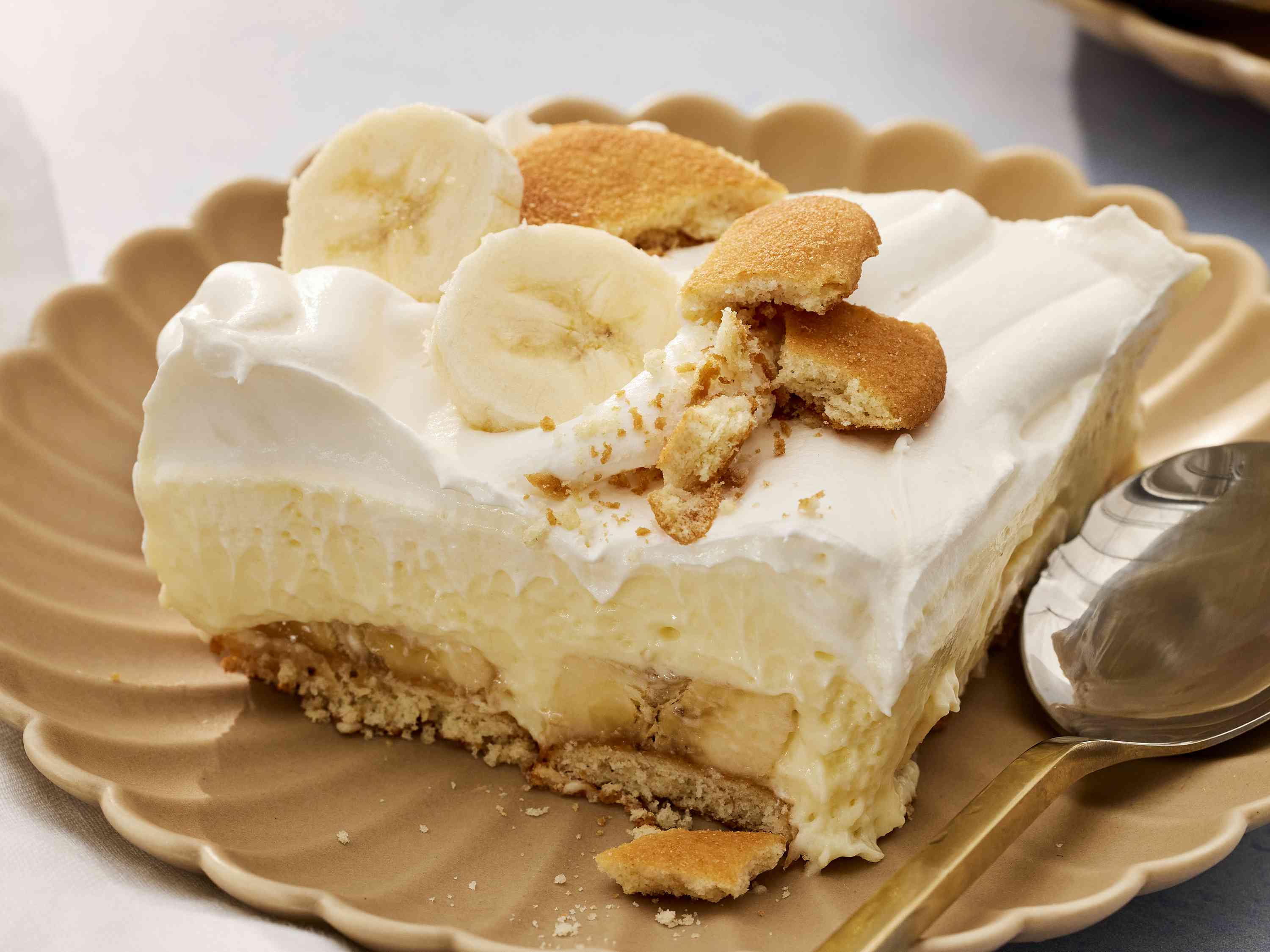 My Mom’s 4-Ingredient Banana Pudding Is Always the First the Thing to Go at the Potluck