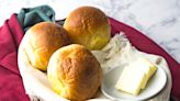 Easy steps to make homemade brown and serve dinner rolls | Chula King