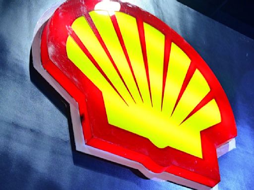 FTSE 100 could suffer 8% drop if Shell ditches UK listing