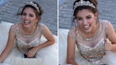 Perrito interrumpe sesión de fotos de quinceañera: La reacción de la joven encanta a Internet