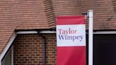 Taylor Wimpey Sees UK Home Sales Dip Persist into First Quarter