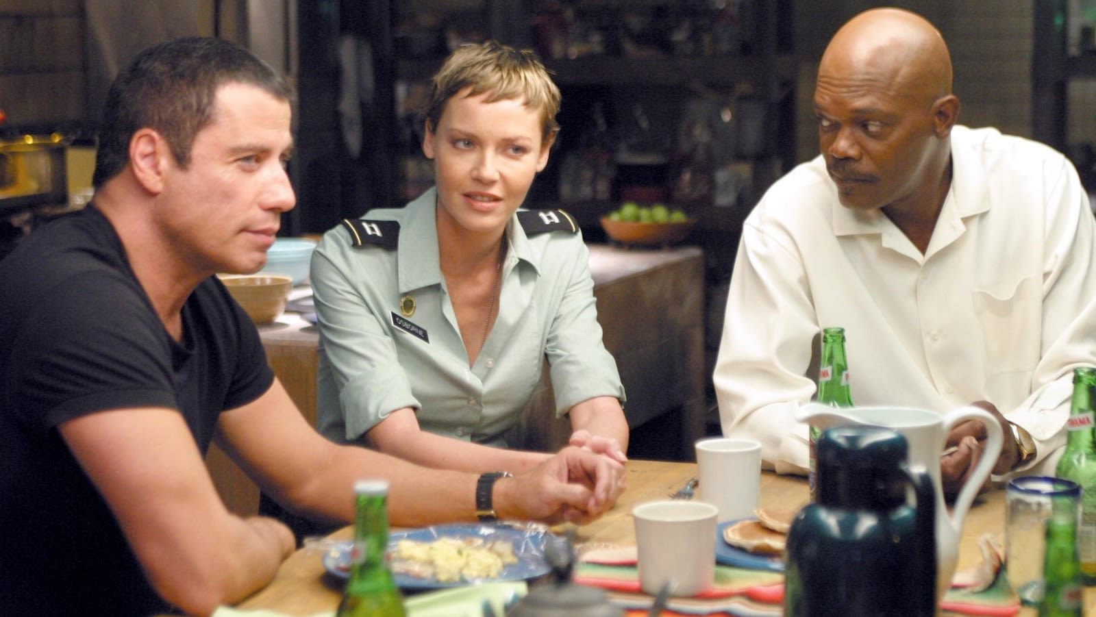 The Mind-Bending Plot Of Samuel L. Jackson And John Travolta's Basic Explained - SlashFilm