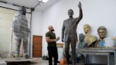 Statue to Tony Blair honours "Tonibler" cult in Kosovo