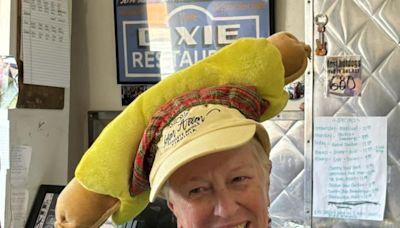 Petersburg: Reporter lends a hand at The Dixie on National Hot Dog Day, shares experience