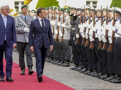 Macron advierte en Berlín sobre la 'fascinación por el autoritarismo' en Europa