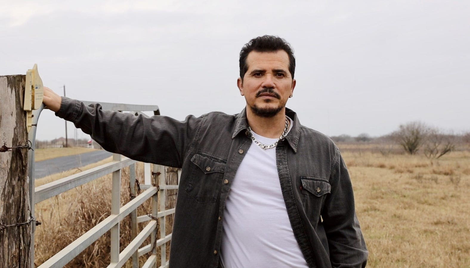 John Leguizamo On His New ‘VOCES American Historia’ Series And His Career: ‘I Never Relied On Hollywood’