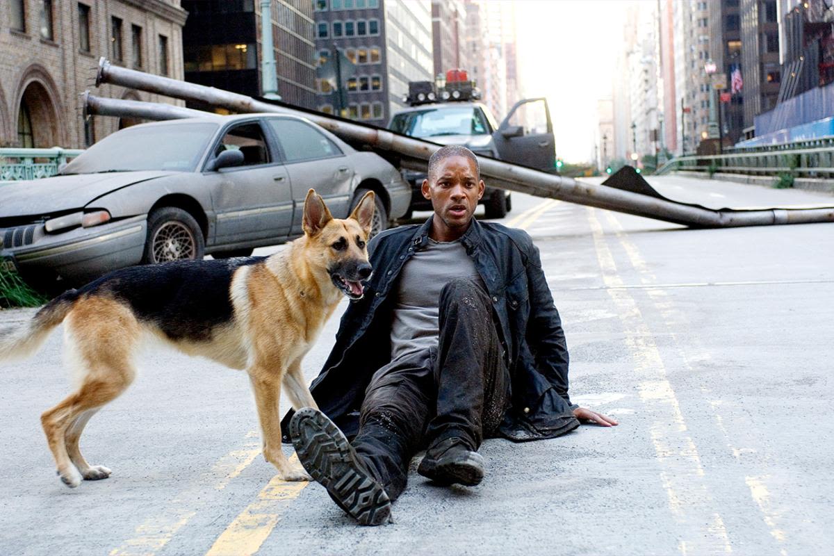 Will Smith says he tried to adopt his 'I Am Legend' dog, but she "was the breadwinner of her family and she had to stay"