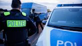 Allemagne: un des policiers attaqués au couteau vendredi est mort