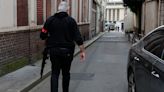 La Policía de Francia abate a un hombre armado que trataba de prender fuego a una sinagoga - La Tercera