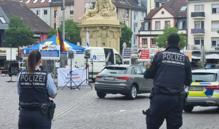 Islam critic among six wounded in Germany knife attack