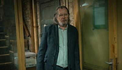 Gary Oldman talks 'Slow Horses' Season 4 and how he chooses roles 'by just saying no'