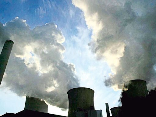 Govt proposes to amend pollution control norms, impacting polluting industries