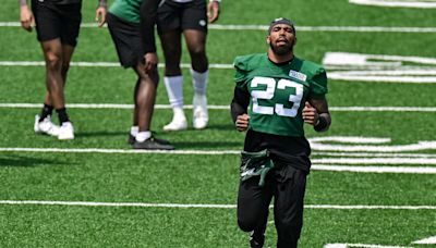 'I'm Back!' Chuck Clark Reveals Jets Culture Through Injury Experience