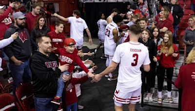 Former Wisconsin men's basketball fan favorite commits to Big Ten rival