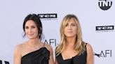 Courteney Cox wurde 60: Jennifer Aniston teilt emotionale Worte