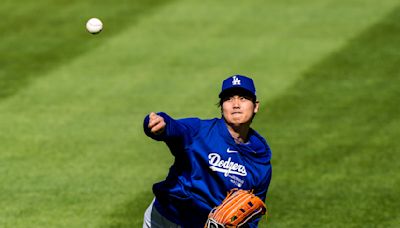 Dodgers manager Dave Roberts working with Shohei Ohtani on strike zone discipline