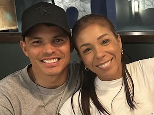 Veja como é a sala de estar da mansão de Thiago Silva e Belle Silva