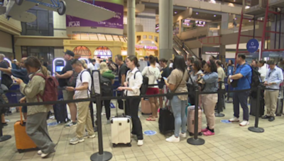 Passengers continue to endure long wait times at Pittsburgh International Airport security checkpoints