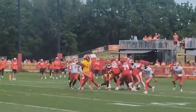 Patrick Mahomes Completed a Behind-the-Back Pass in Training Camp