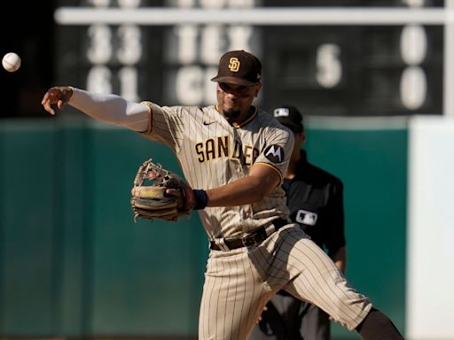 Padres welcome back Bogaerts for Braves opener