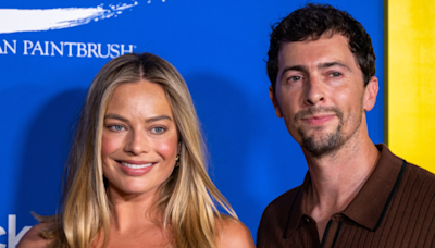 Margot Robbie’s Baby Bump Makes Red Carpet Debut