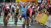 Mark Cavendish claims record-breaking 35th stage win at the Tour de France