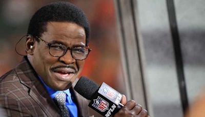 Dallas Cowboys legend Michael Irvin opens new sports bar in The Colony