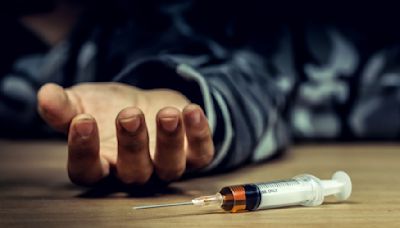 Una nueva "droga zombi" está causando muertes por sobredosis en EE.UU. - La Opinión
