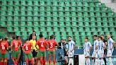 Argentina perdió 2-1 ante Marruecos en un final escandaloso | Al equipo de Mascherano le anularon un gol una hora y media después de convertido